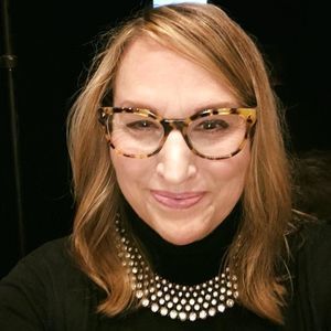 Meet your Posher, Michele